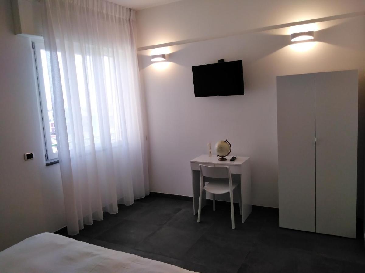 Delia Rooms & Gallery 那不勒斯 外观 照片